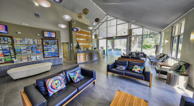 Paradise Palms, Book Hotel Cairns Cairns and Northern Beaches