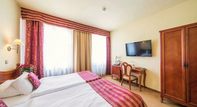 Двухместный номер Standard с балконом Hotel Europejski Wrocław Centrum