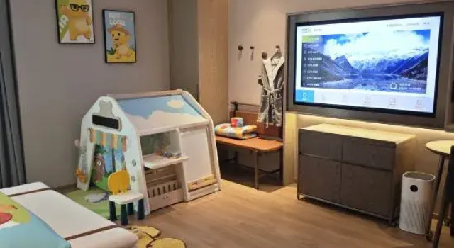 Кровать в общем номере Home2 Suites by Hilton Xingyi Jushan Plaza