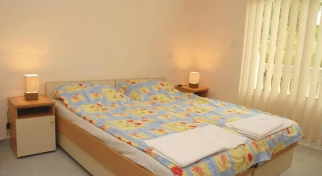 Sars Apartments, Varaa Huoneisto Hotellit Ulcinj County aamiaisella, Aamiainen
