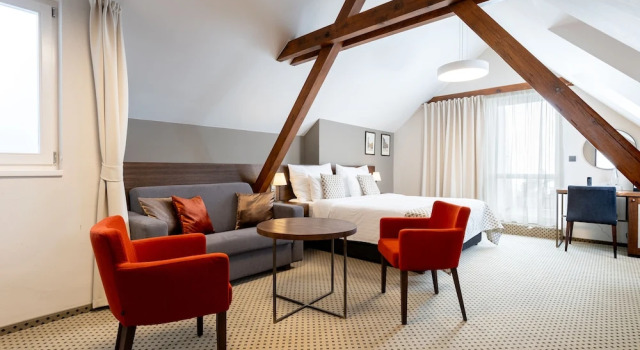 Podkroví Apartmá s balkonem Hotel Ikona