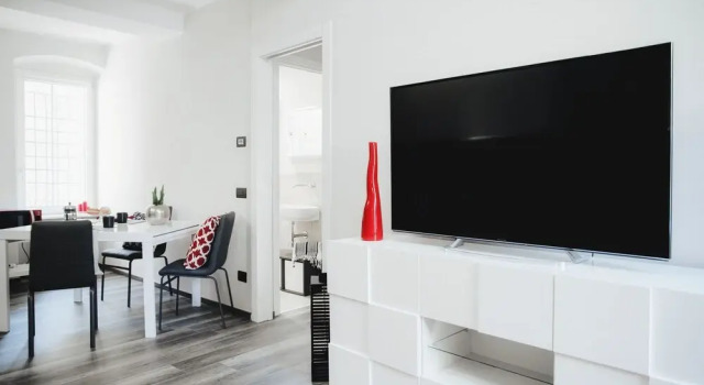 MyHomeInComo - Mc Julian Apartment, Buchen Sie Ferienwohnung Como Comer See