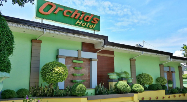 Orchids Drive Inn Hotel and Restaurant, Boek Hotel Goedkope hotels in Luzon