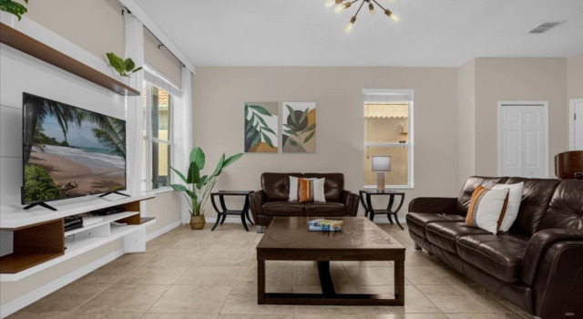 4 Bedrooms - 4 Bathrooms - Bella Vida 440 Lf, Rezerwuj Hotel Hotele w Kissimmee z parkingiem, Parking