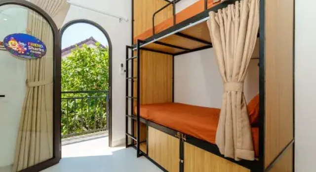 Кровать в общем номере Hoi An Baby Shark Hostel