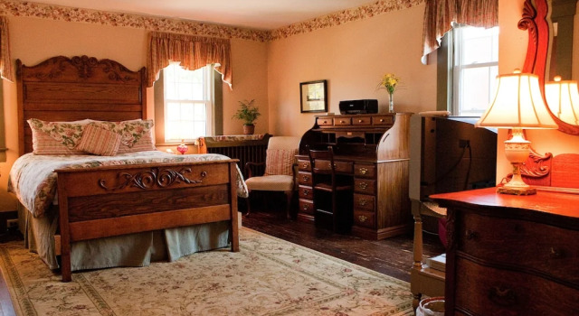 Holladay House B&B, Foglalás Bed and Breakfast Orange Virginia