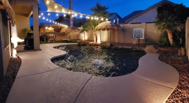 Tiki Time Perfect Pool Home in Chandler! Sleeps 8! by RedAwning, Забронировать Отель Чандлер 