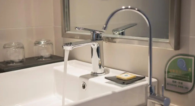 Номер Standard Home Inn Selected Shanghai Harbour City