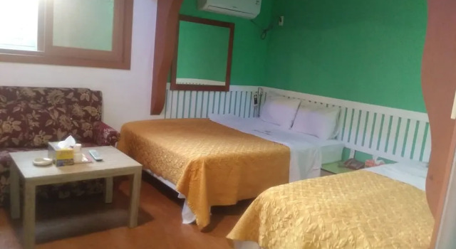 Номер Premier Golden Bee Motel