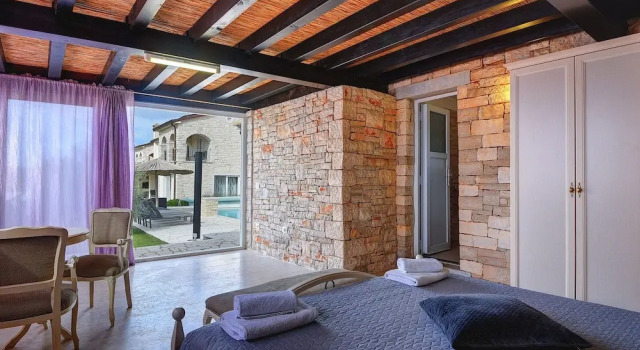 Charming Villa With Heated Pool Near Rovinj