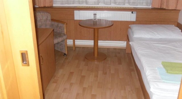 Hotel Annahof, Rezerwuj Hotel Hotele w Central Bohemia z parkingiem, Parking