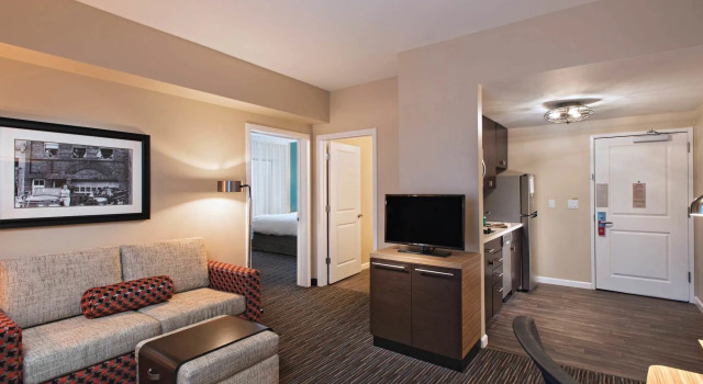 TownePlace Suites by Marriott Des Moines West/Jordan Creek, Забронировать Отель Уэст-де-Мойн Айова