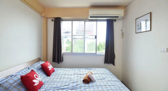 Zen Rooms Kallapruk, Rezervovat Hotel Hotely v Central Thailand s parkováním, Parkování