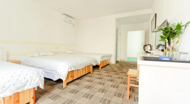 Huangshan Daylight Youth Hostel, Забронировать Хостел Недорогие отели Хуаншань, недорого