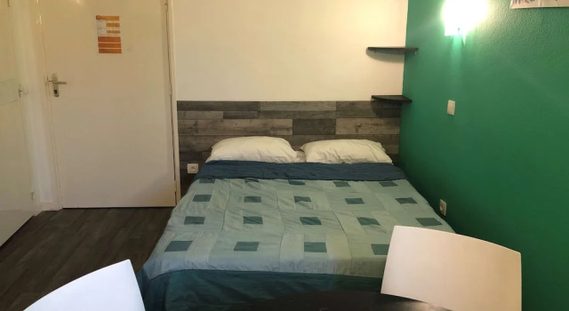 Номер Standard Kyriad Direct Macon Sud