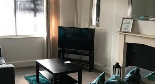 Chic Holiday Home in Manchester near Sheen Gardens, Забронировать Отель Чедл-Халм Большой Манчестер