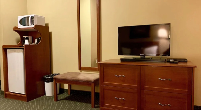 Четырёхместный номер Deluxe Altona Hotel