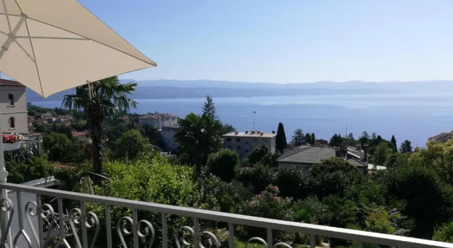 Апартаменты c 1 комнатой с балконом и с видом на море Villa Allegra