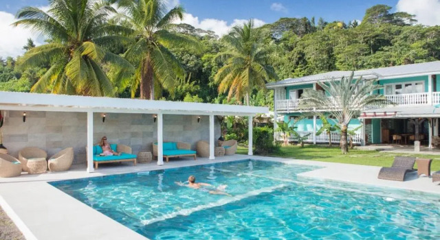 Raiatea Lodge Hotel