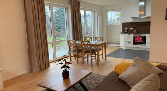 Sacco 7, Book Hotel Birkenwerder Brandenburg an der Havel