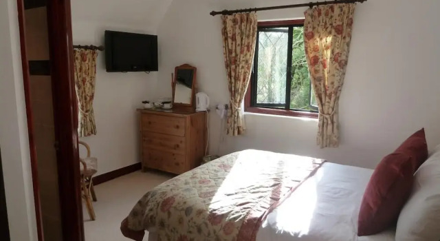 Dale Farm House, Забронировать Фермерский дом Отели Саутгемптона с завтраком, Завтраки