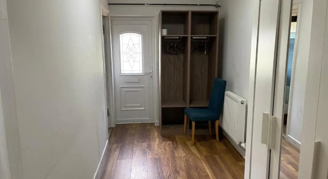 Апартаменты Hollybush Guest House
