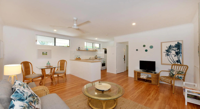 Lychee Tree Holiday Apartments, Prenota Appartamento Hotel a Queensland con parcheggio, Parcheggio