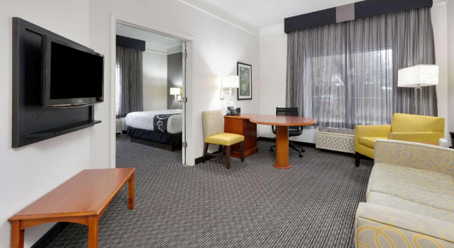 Двухместный люкс La Quinta by Wyndham Dallas North Central