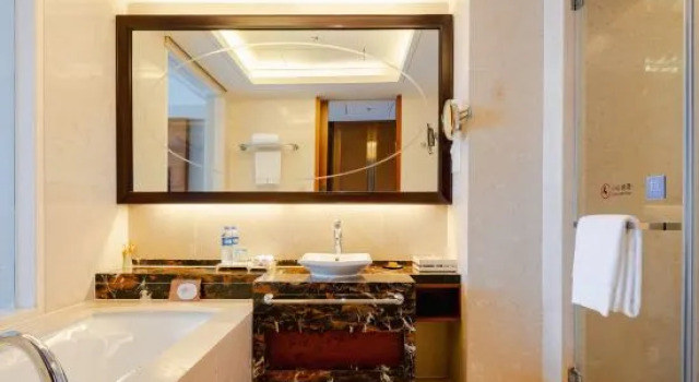 Standard- dobbelt værelse med flodudsigt Howard Johnson New Port Resort Haikou