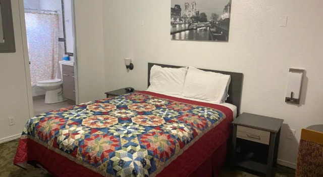 Номер Standard Chalet Motel - Affordable Stay in Central Bend