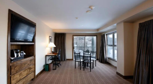Люкс The Peaks Resort and Spa