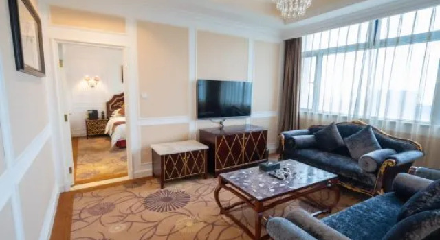Люкс Executive Minhang Julong Hotel