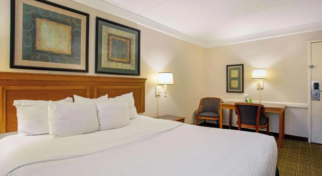 Двухместный номер Standard La Quinta Inn Lexington-Horse Park
