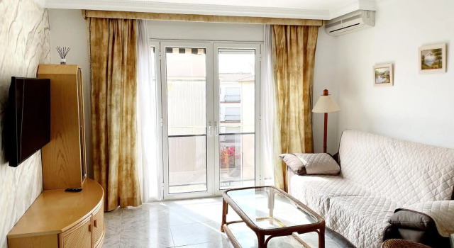 Open Sky, Apartamento con solárium privado y barbacoa, Rezervasyon Daire El Vendrell El Baix Penedès, Platja de les Madrigueres yakınında