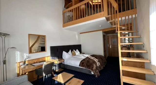 Семейный номер Standard с балконом Hotel Bünda Davos