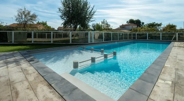 Seaside Comfort in Valras-plage, Book Villa Hoteller i Sérignan-Plage med pool, Swimmingpool