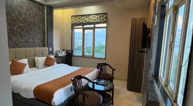 Двухместный номер Deluxe с видом на город Hotel Ozas Grand