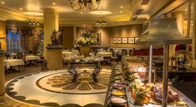 Люкс Premier Graceland Hotel & Casino Country Club