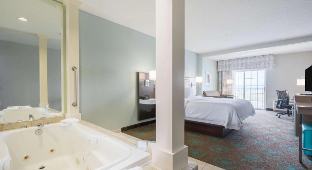 Номер Standard Hampton Inn & Suites Chincoteague-Waterfront, Va