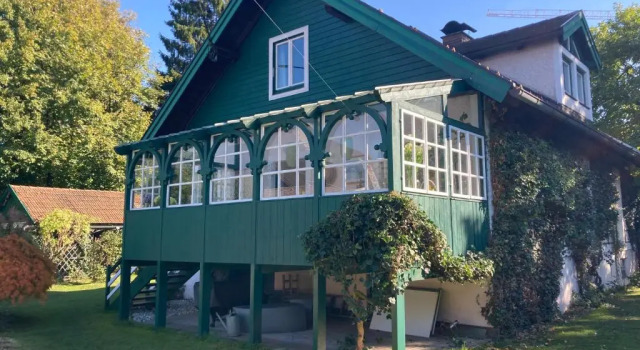 Коттедж Haus mit Sauna und privatem Badeteich in Anif bei Salzburg