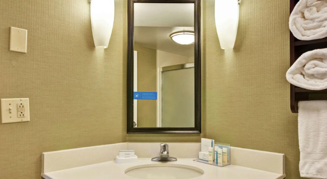 Номер Standard Hampton Inn Charlotte-Gastonia