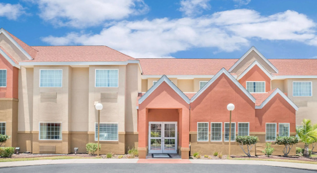 Microtel Inn & Suites by Wyndham Aransas Pass/Corpus Christi, Забронировать Отель Отели Аранзас Пасса с бассейном, Бассейн