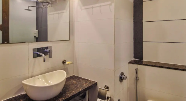 Номер Deluxe Pride Biznotel Manjusar Vadodara Near Sokhda Lake
