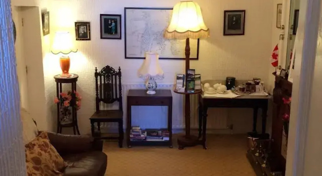 Carrigeen Castle, Book Hotel Cahir Tipperary County