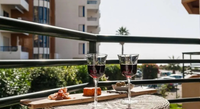 Oceanario 2 Bedroom Apartment - Sea View and Pool