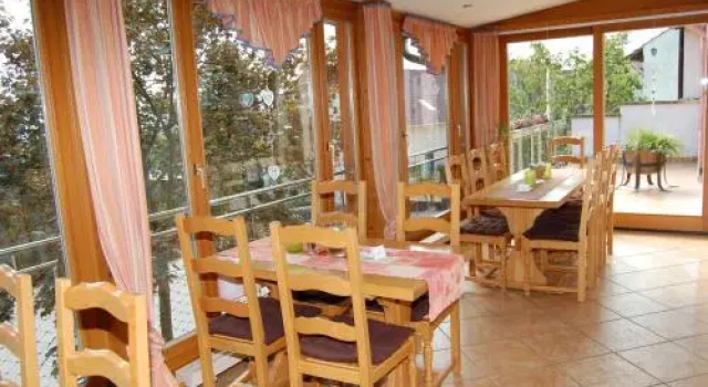 加格斯图晨旅馆, 预订 酒店 葡萄酒之路上的诺伊施塔特 Wine Route