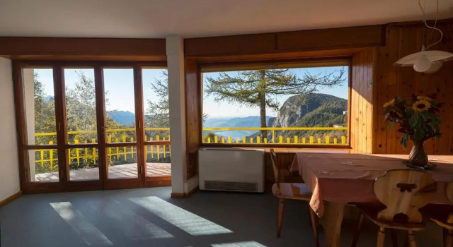 Villa Amarita, Prenota Villa Hotel a Como con parcheggio, Parcheggio