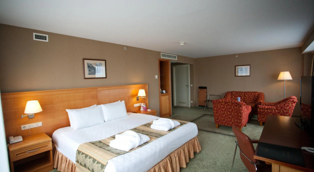 Двухместный номер Disability Access Отель Vilnius Park Plaza