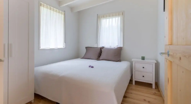 Detached Holiday Home With Spacious Garden and Within Walking Distance of the Veerse Meer
