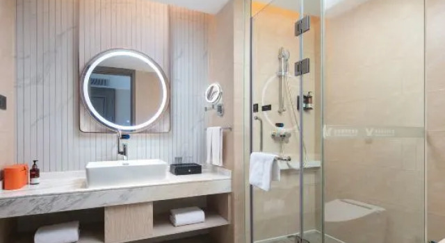 Люкс Executive Vienna International Hotel Zhi Jiang Peace Lake Store